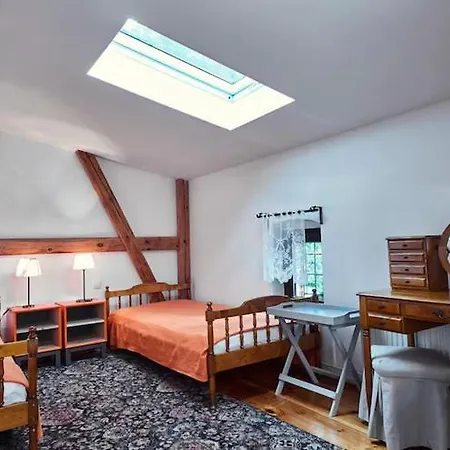 Vakantiehuis Comfortable Home, Pool, Sauna, Jacuzzi Sasino