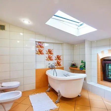 度假居 Comfortable Home, Pool, Sauna, Jacuzzi