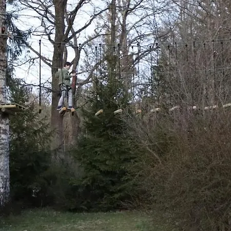 Comfortable Home, Pool, Sauna, Jacuzzi Vakantiehuis *