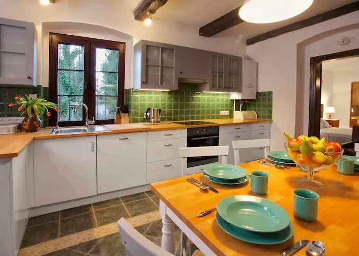 Ferienhaus Comfortable Home, Pool, Sauna, Jacuzzi *