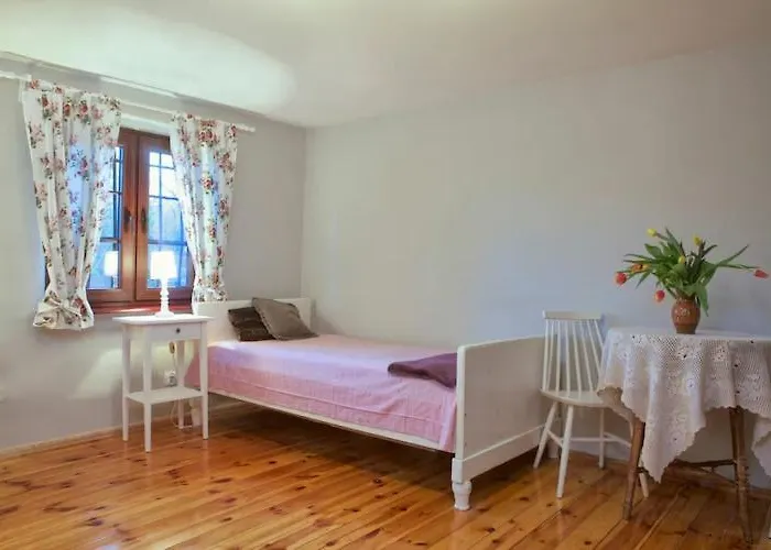 Comfortable Home, Pool, Sauna, Jacuzzi Sasino